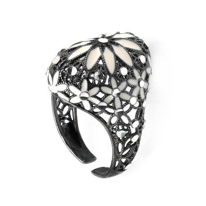 Oval White Floral Ring