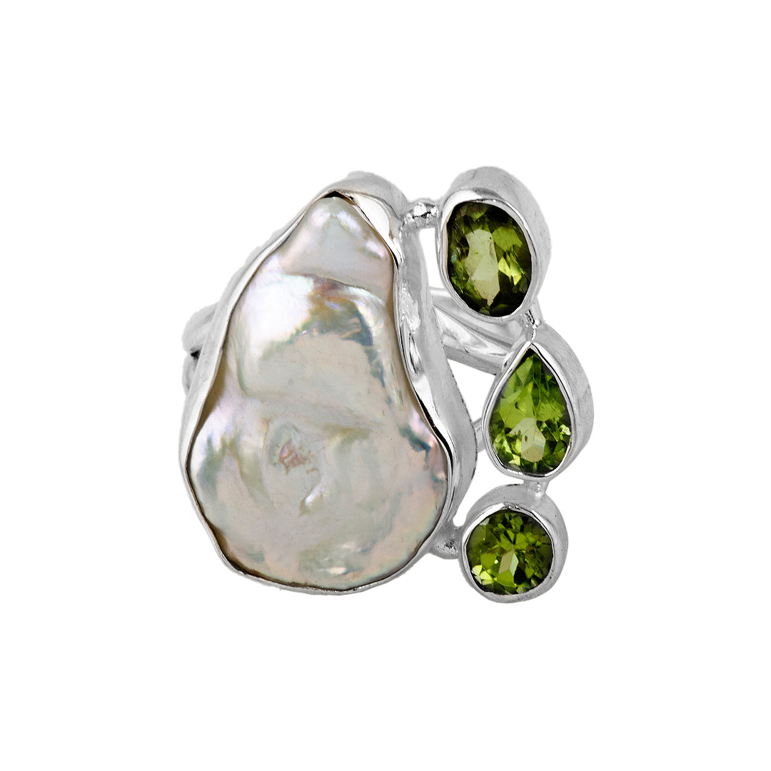 Silver, Mother of Pearl and Peridot Ring