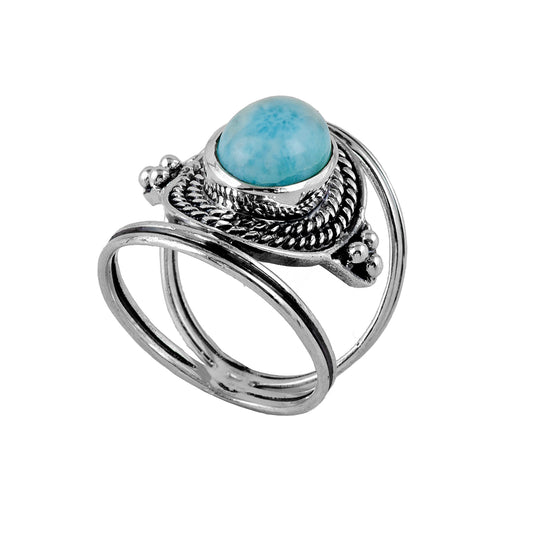 Timeless Mystique: 925 Sterling Silver and Labradorite Ring