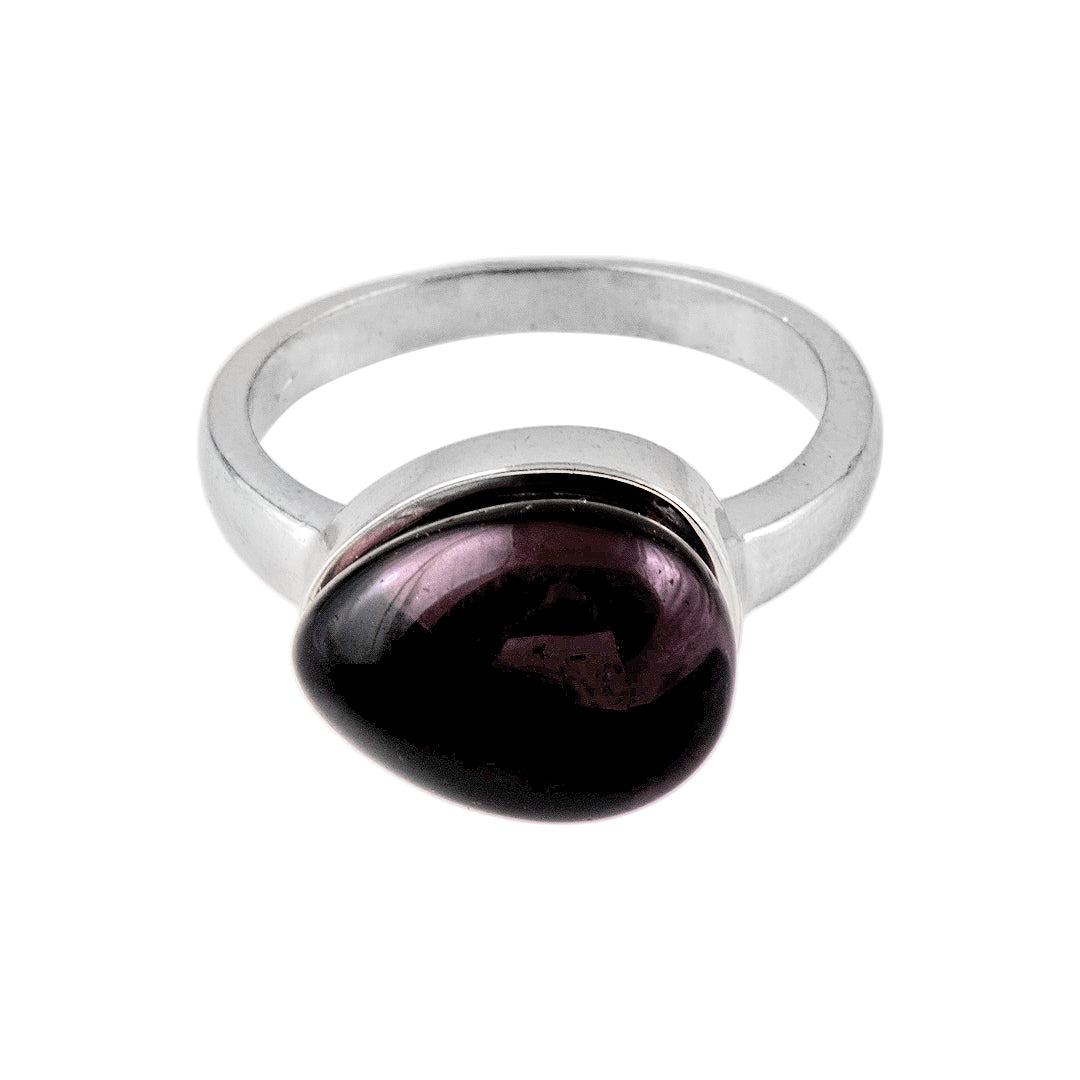 Radiant Charm: 925 Sterling Silver Amethyst Ring