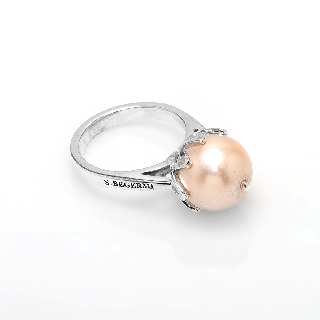 Silver and Majorica Pearl S.Begermi Ring.