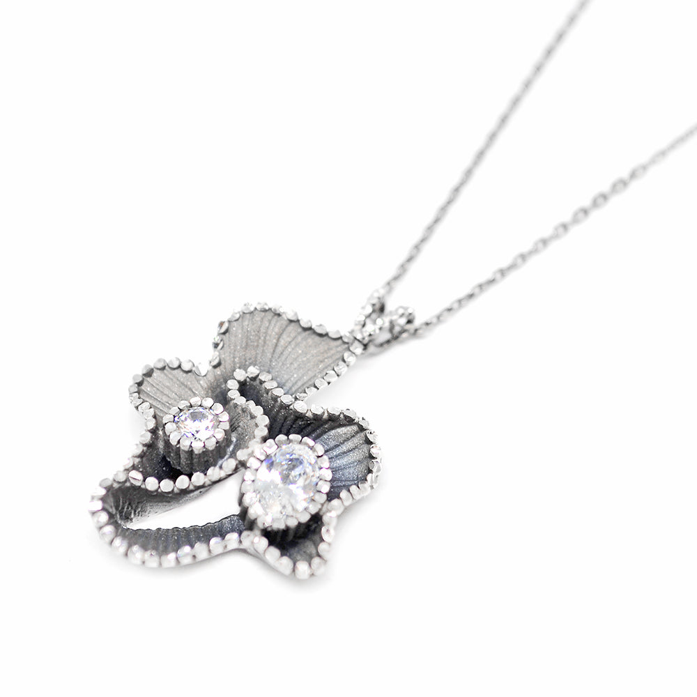 Silver Necklace by Roberto Bravo (Dark Shade)