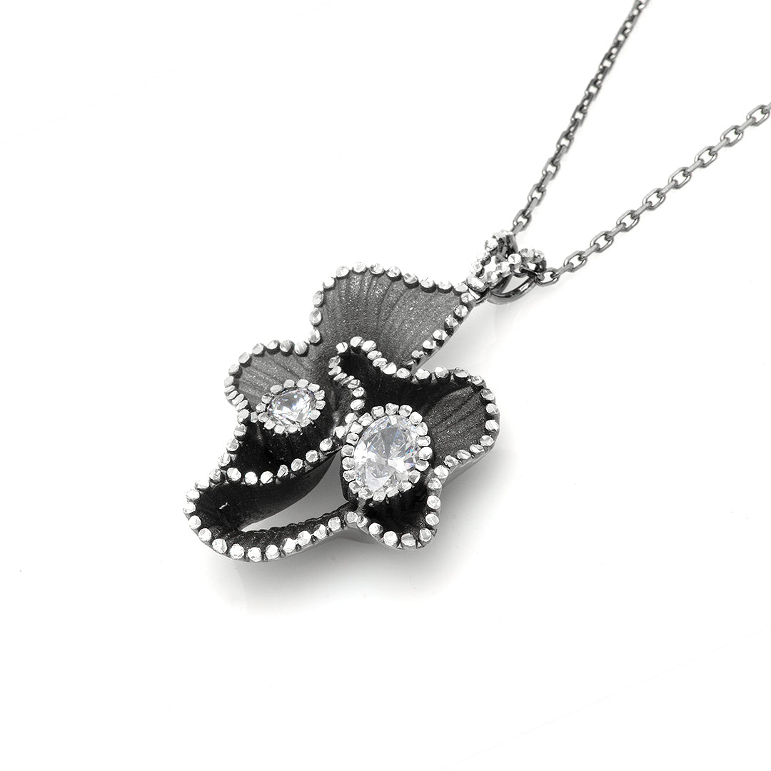 Silver Necklace by Roberto Bravo (Dark Shade)