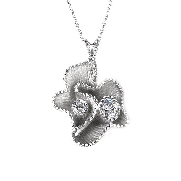 Silver Necklace by Roberto Bravo
