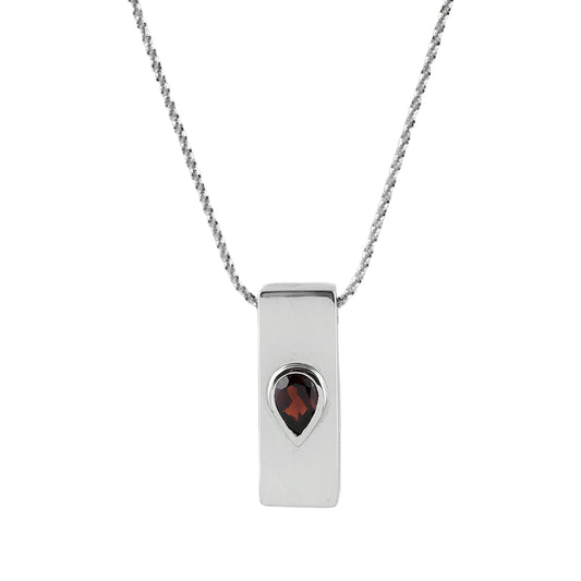 Enchanting Allure: Garnet S. Begermi Pendant